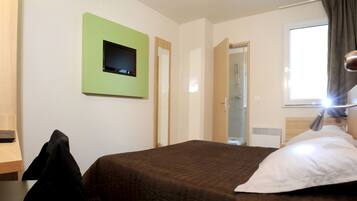 Standard Double Room | Free WiFi