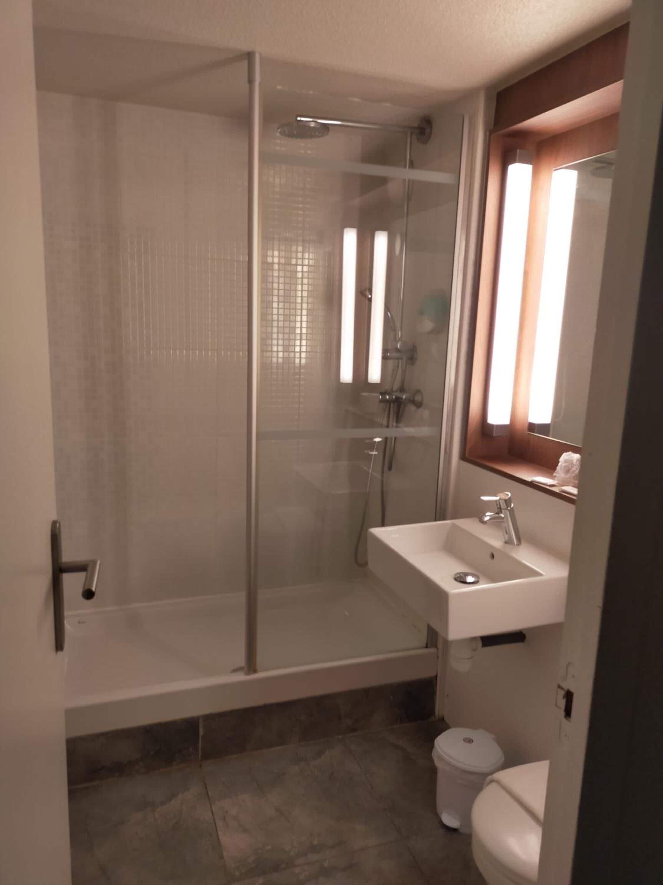 Foto - The Originals Access, Hôtel Foix