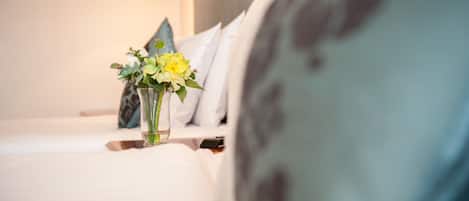 Single Room | Individually decorated, individually furnished, desk, blackout drapes