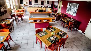 Daily buffet breakfast (EUR 7.10 per person)