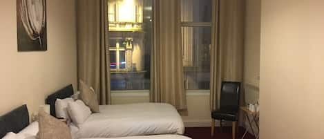 Comfort Quadruple Room, 1 Bedroom | Desk, iron/ironing board, free WiFi, bed sheets