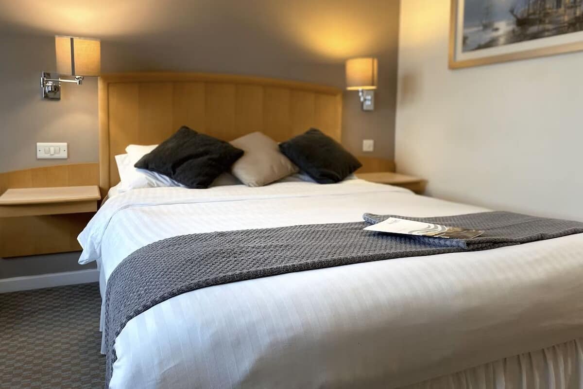 Executive tweepersoonskamer | 1 slaapkamer, een bureau, gratis wifi, beddengoed