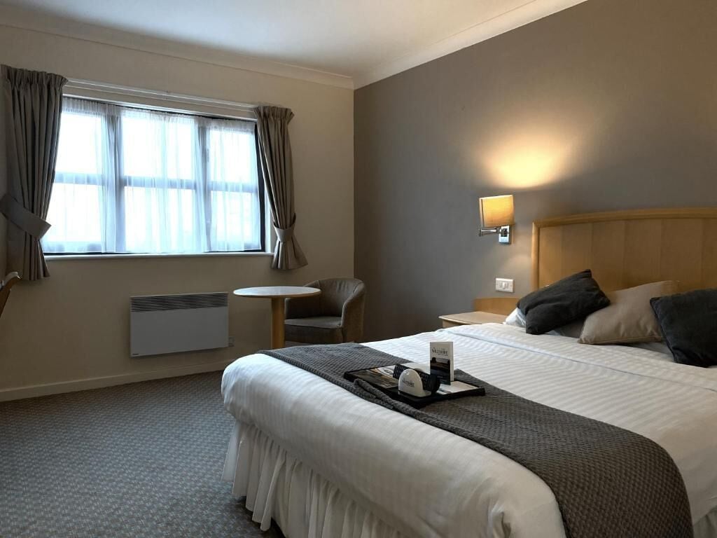 Executive Double Room | Desk, free WiFi, bed sheets