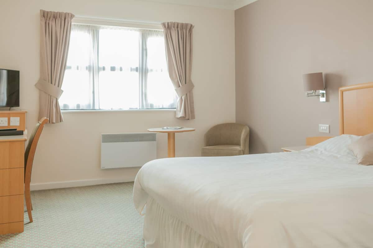 1 slaapkamer, een bureau, gratis wifi, beddengoed