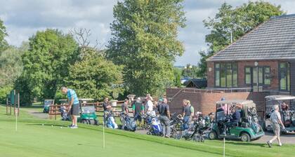 The Wiltshire Hotel, Golf and Leisure Resort