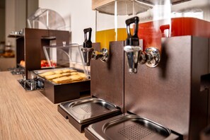 Free buffet breakfast on weekends