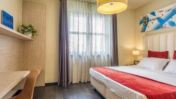 Doppel- oder Zweibettzimmer