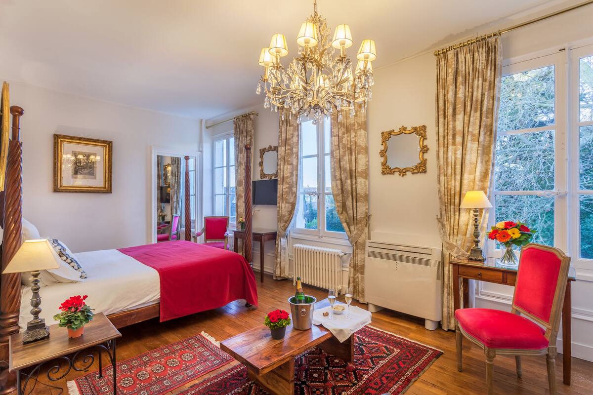 superior double room | 2 bedrooms, hypo-allergenic bedding, minibar, in-room safe