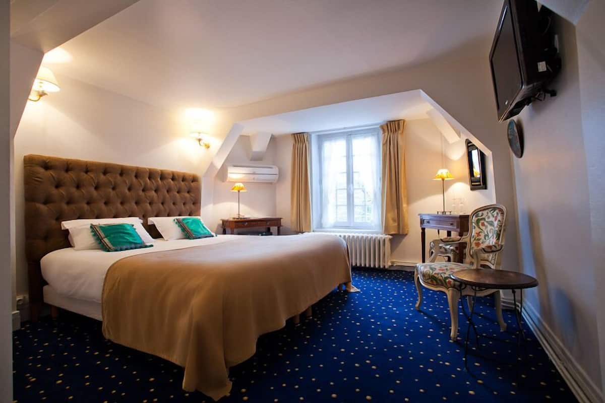 comfort double room | 2 bedrooms, hypo-allergenic bedding, minibar, in-room safe