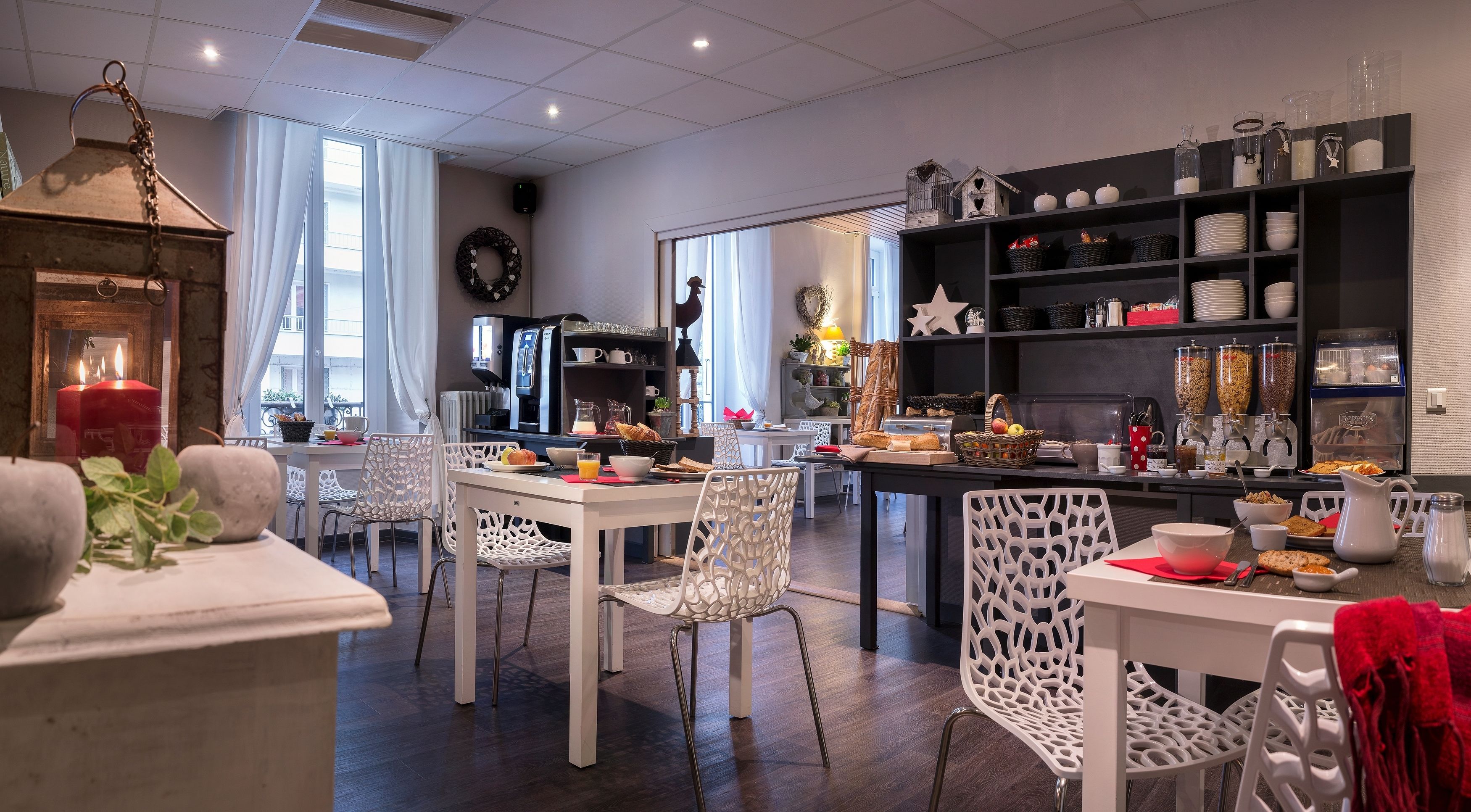 daily buffet breakfast (eur 10 per person)