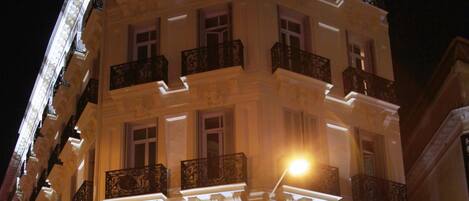 Front of property - evening/night