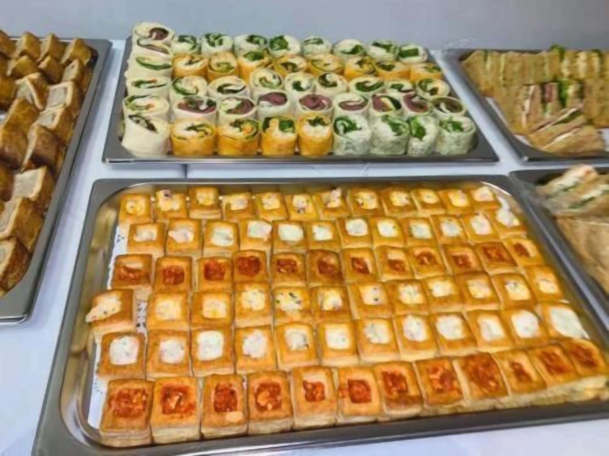 breakfast, lunch and dinner served