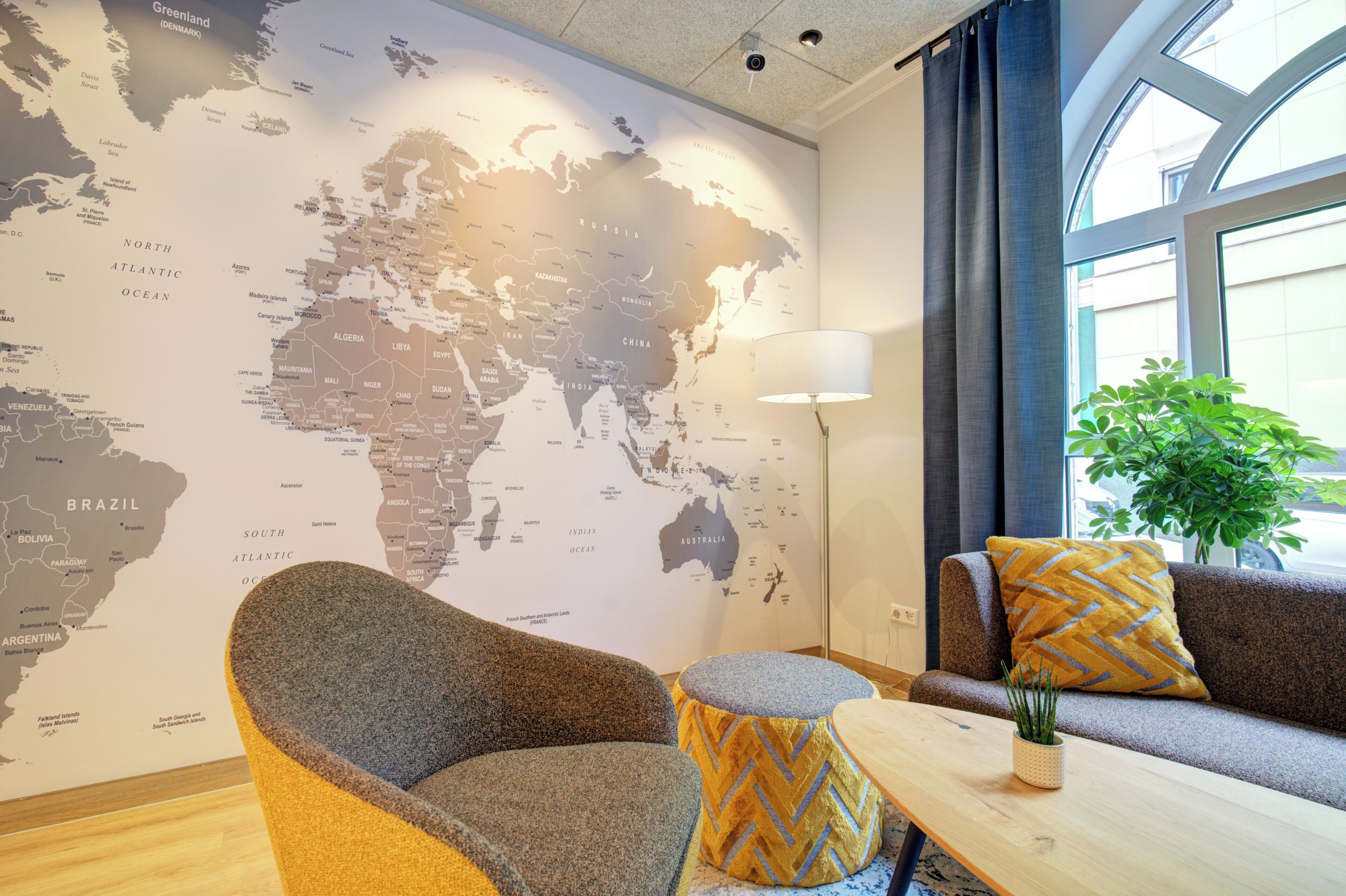 Foto - Ambassador TheContinents