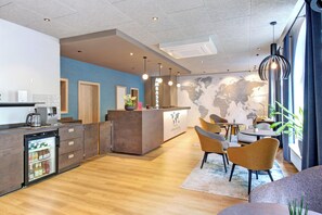 Inn-/utsjekkingsautomat