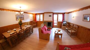 Soundproofing, bed sheets