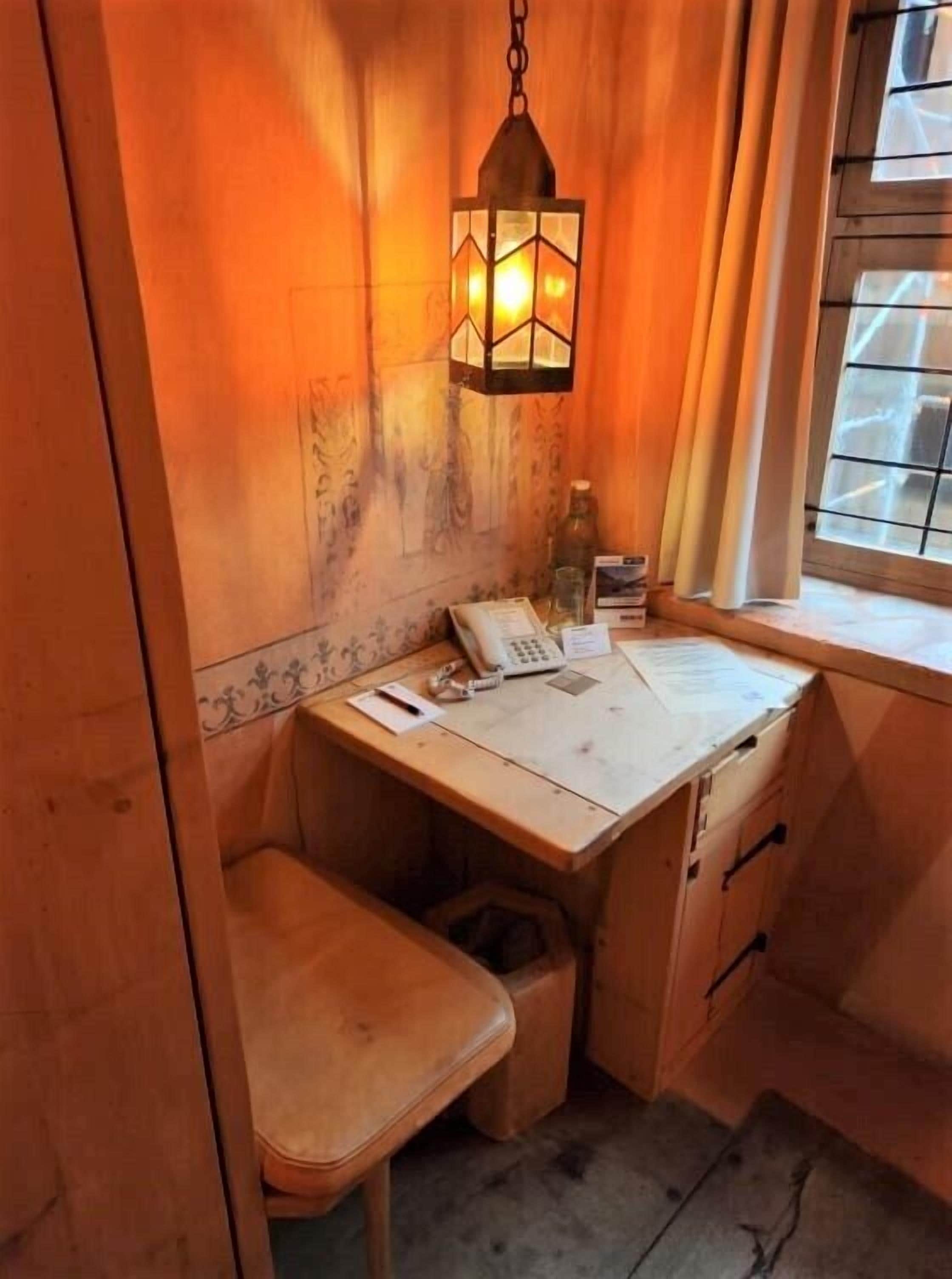 economy single room | hypo-allergenic bedding, minibar, in-room safe, individually decorated