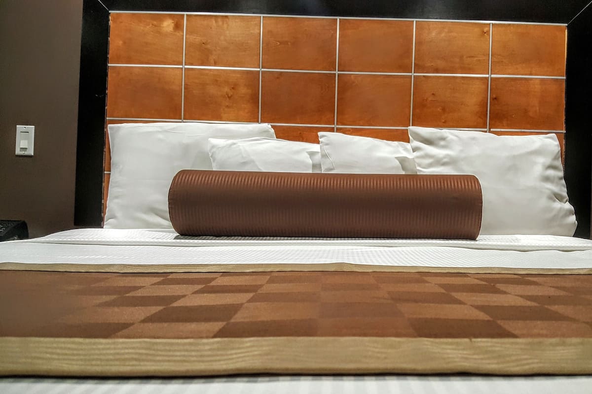 Deluxe Room, 1 King Bed, Non Smoking
