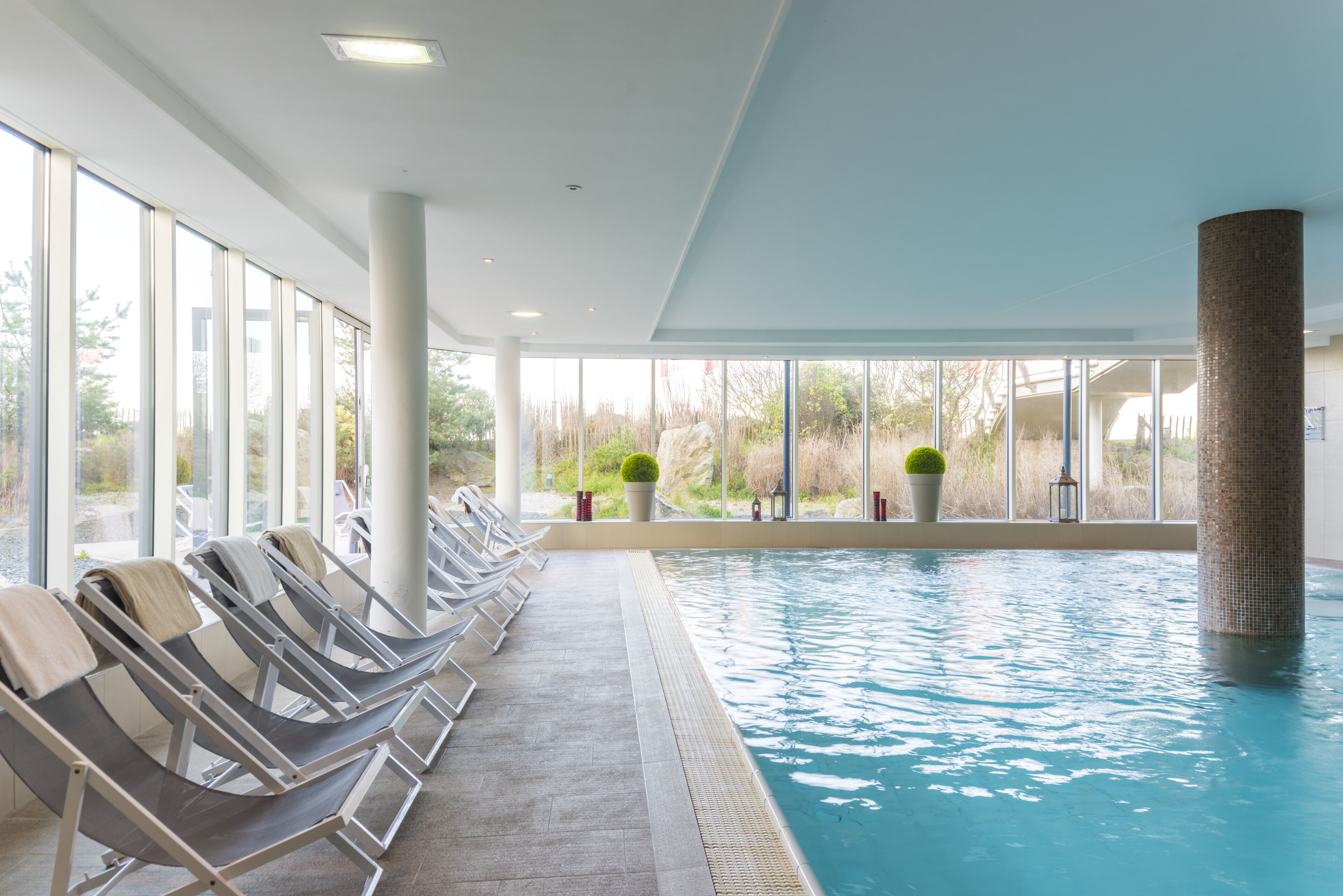 couples treatment room(s), steam room, turkish bath/hammam, body scrubs