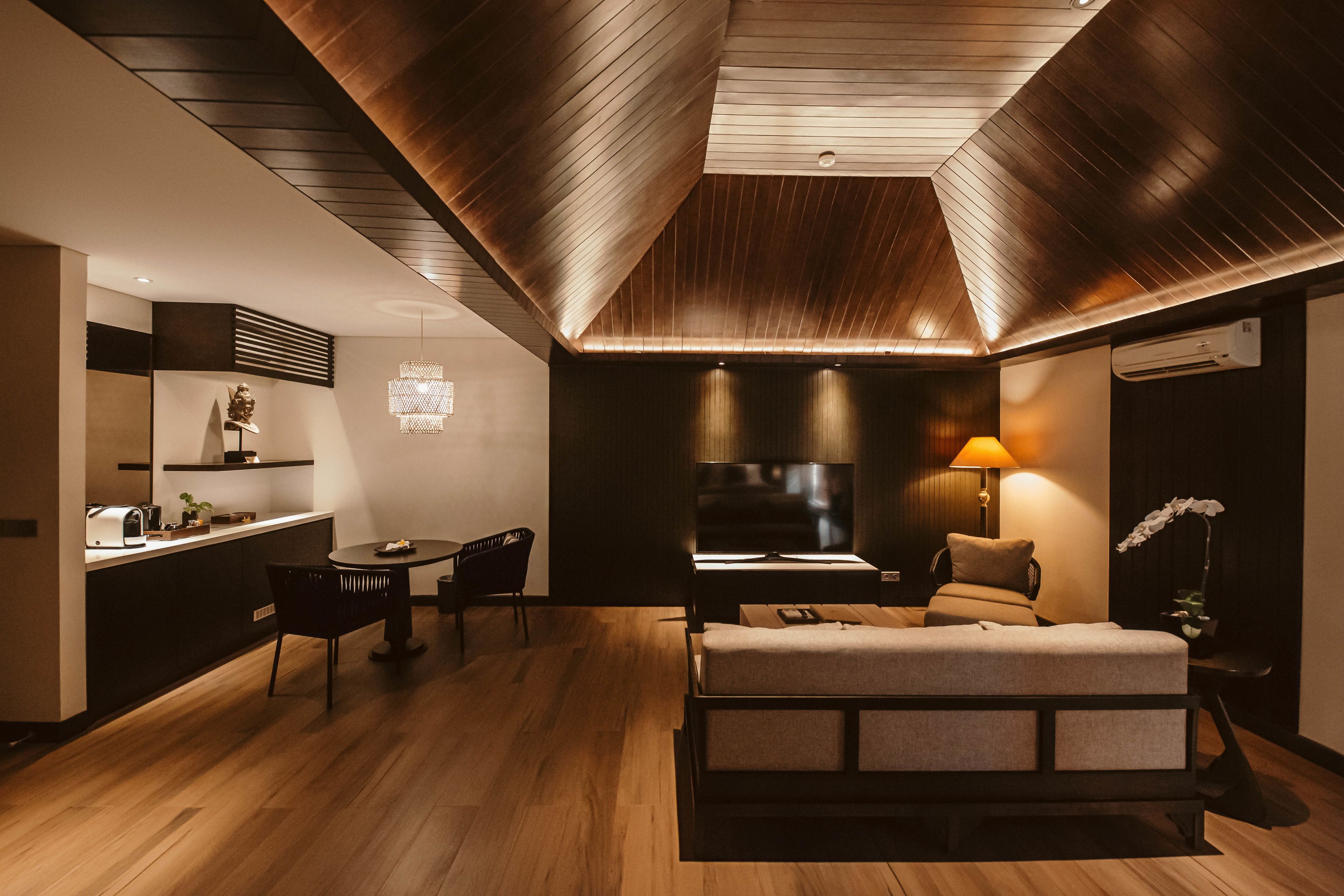 the jayaprana suite | living area