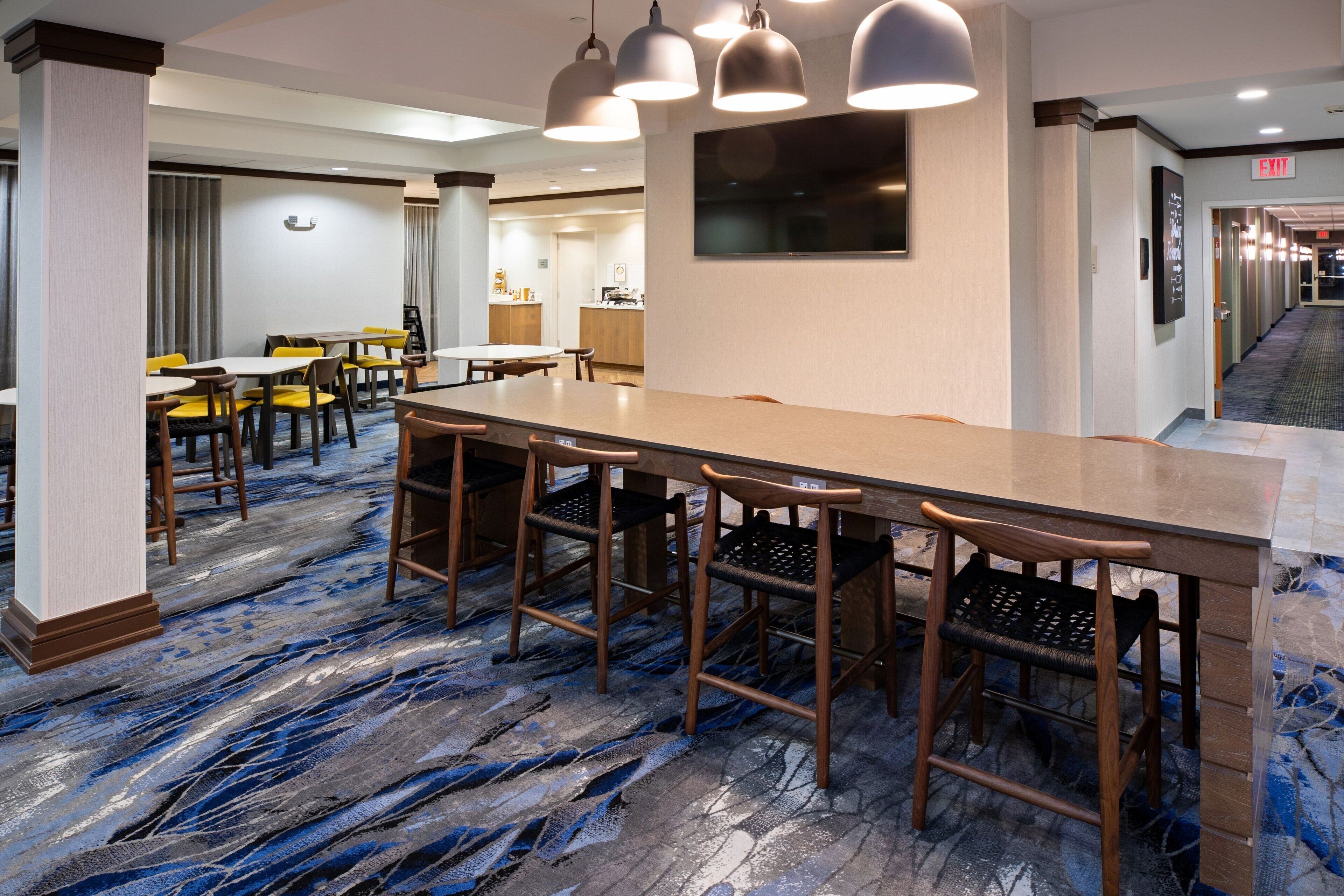 free daily continental breakfast