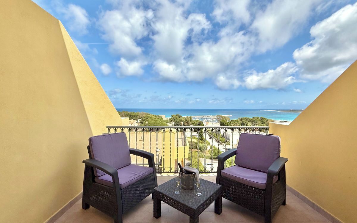 Comfort-Doppelzimmer, Meerblick | Terrasse/Patio