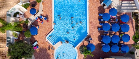 Sun deck