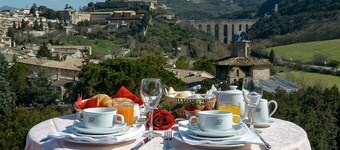 알보르노조 팰리스 호텔 스폴레토