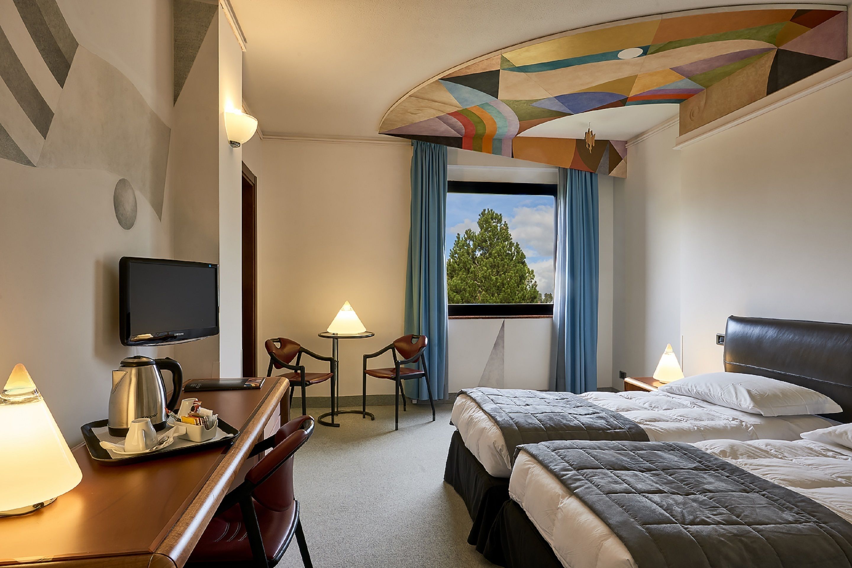 comfort double or twin room | minibar, in-room safe, desk, cots/infant beds