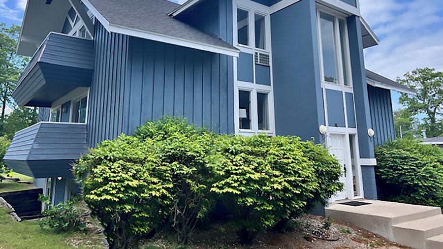 Travelodge by Wyndham Traverse City MI