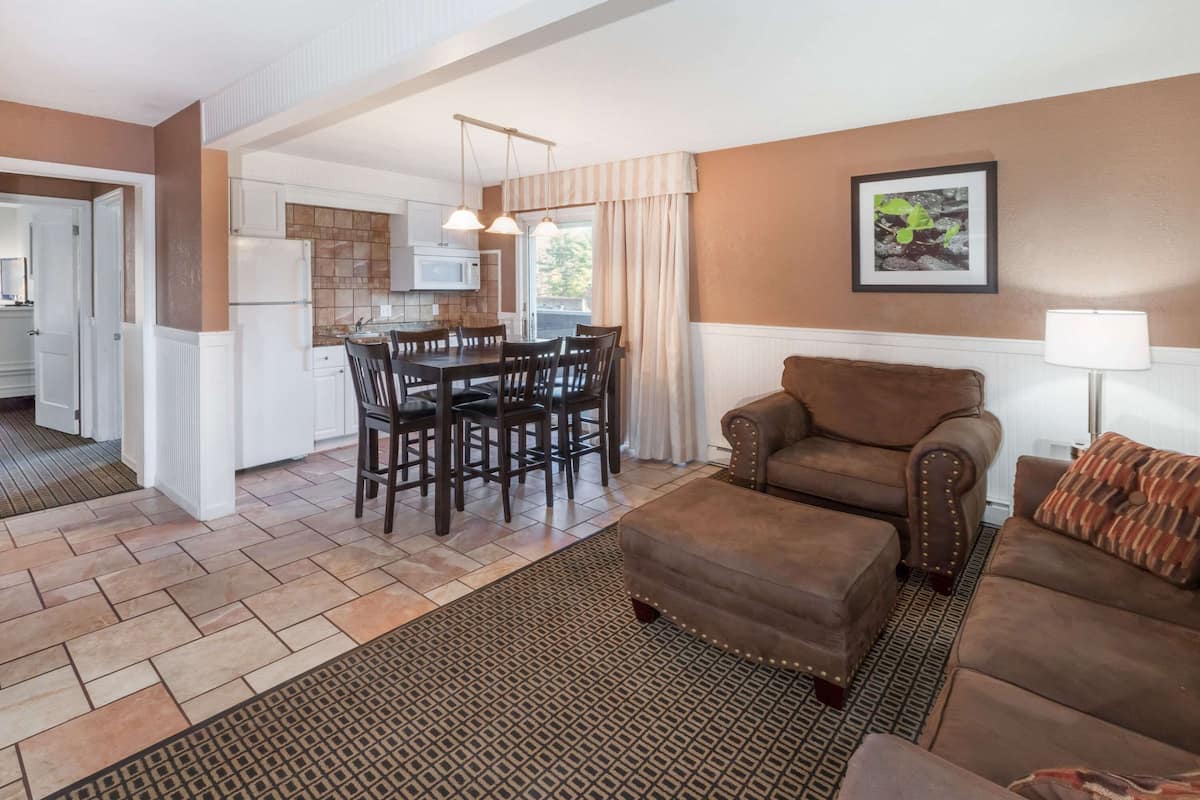 Studio, 2 Bedrooms, Non Smoking, Kitchenette (Balcony, Stairway Access) | 1 bedroom, desk, blackout drapes, iron/ironing board
