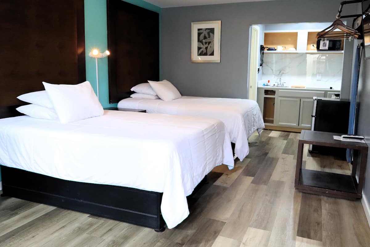 Egyptian cotton sheets, premium bedding, down duvets, pillow-top beds