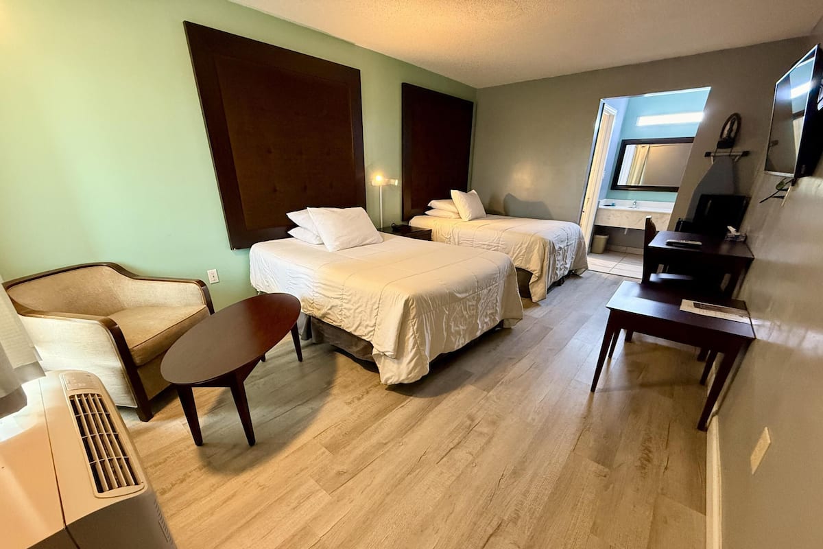 Room, 2 Double Beds, Non Smoking