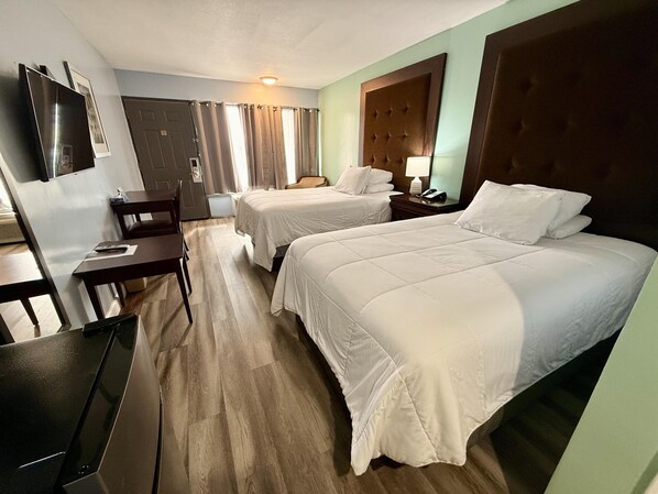 Chambre, 2 lits doubles, non-fumeur, cuisinette | Couette en duvet, lit avec matelas Ă plateau-coussin, ameublement unique