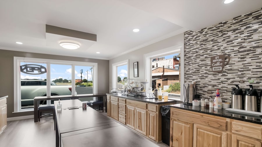 America's Best Value Inn & Suites Blytheville by Sonesta