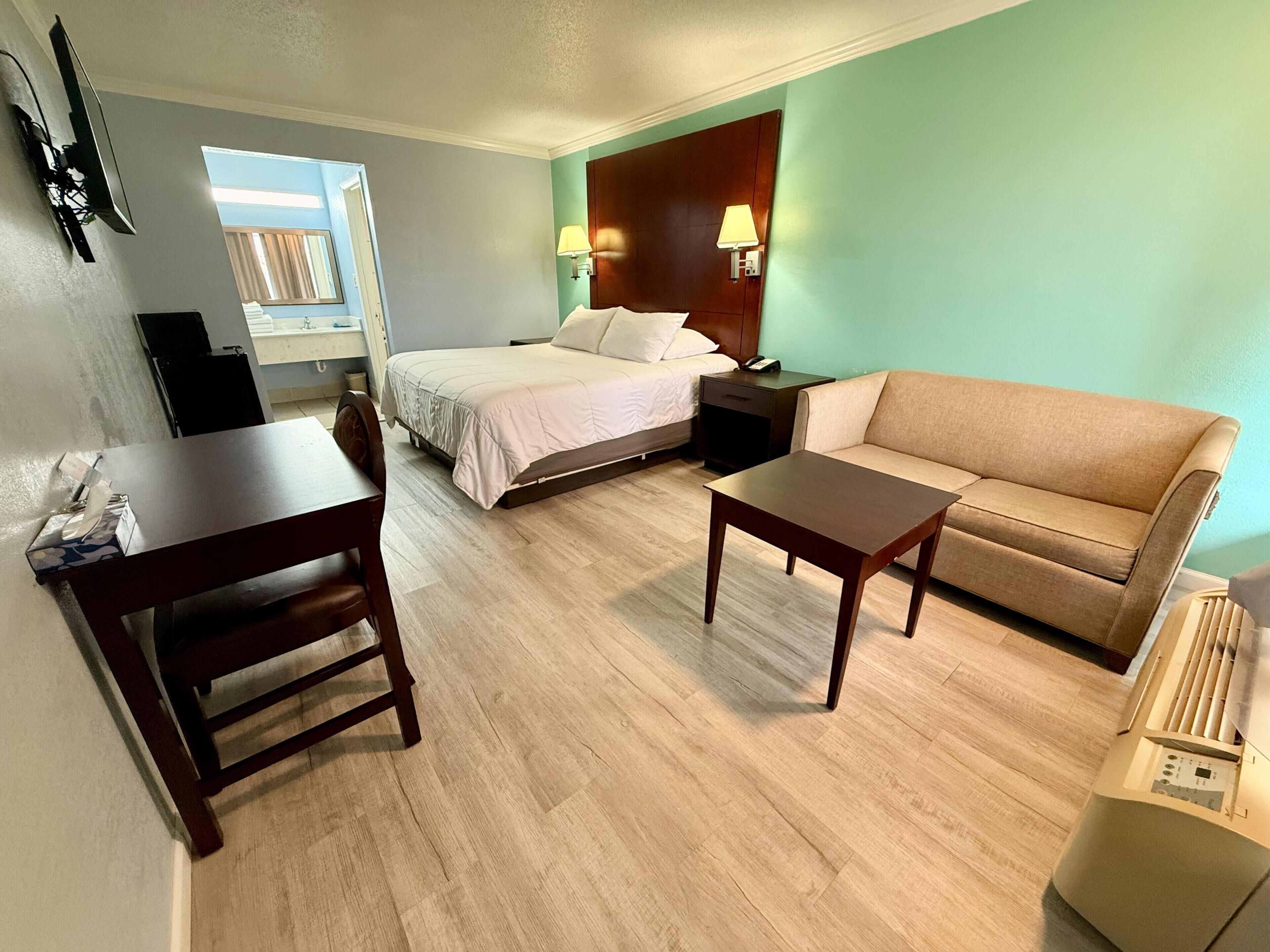 Down duvets, pillow-top beds, individually furnished, desk