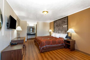 办公桌、熨斗/熨衣板、免费婴儿床 、免费 WiFi