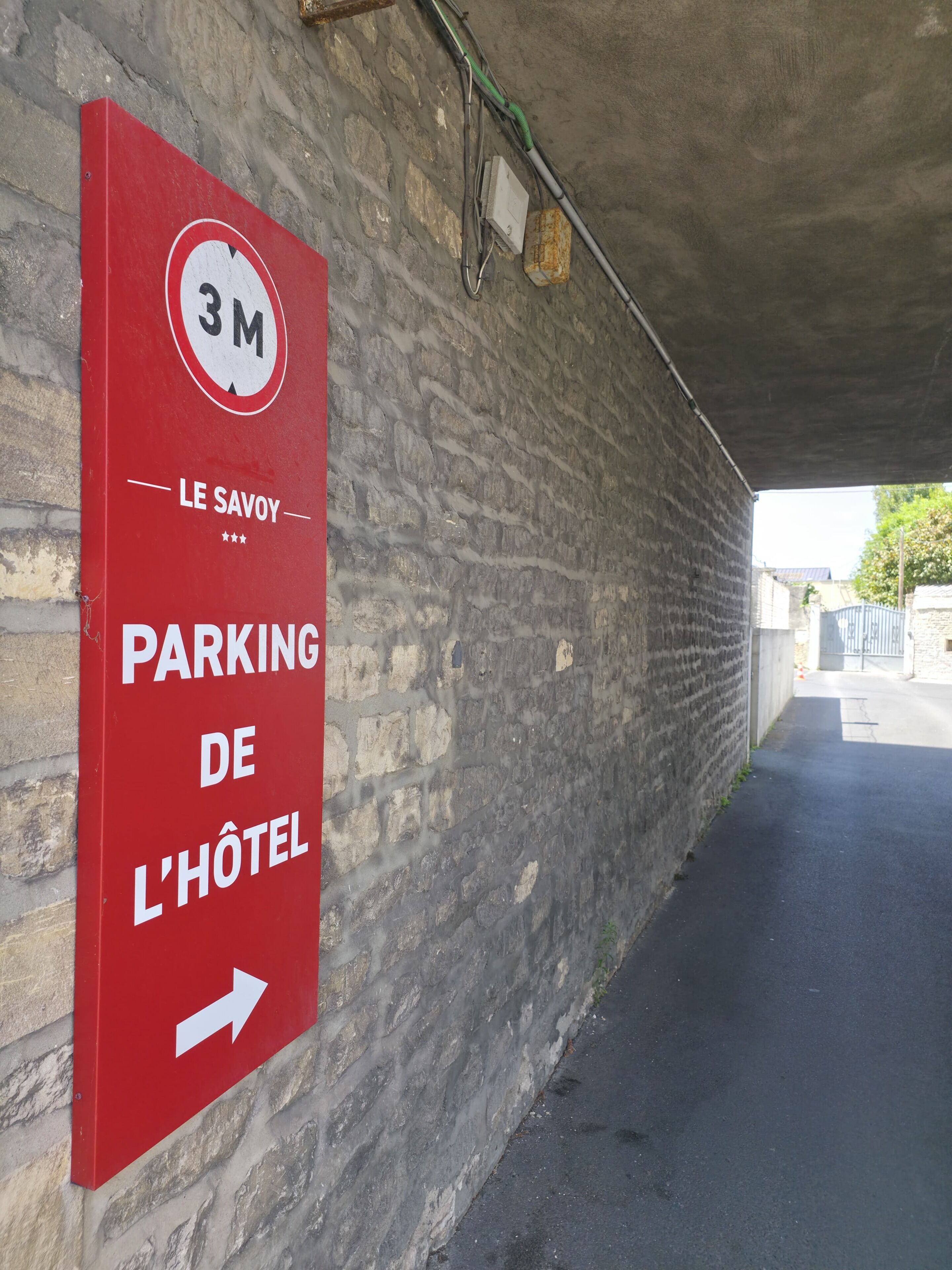 Self-parking (surcharge)