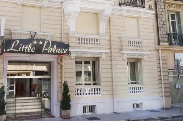 Property entrance - Little Palace (Nice)
