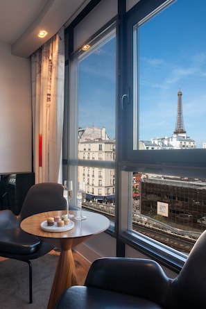 Double Privilege Room Eiffel Tower view 5th and 6th floor