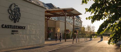 Entrada de la propiedad