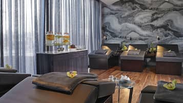 Couples treatment room(s), body treatments, aromatherapy