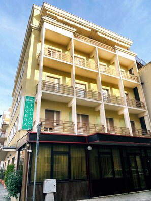 Fachada da propriedade