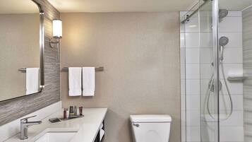 Combined shower/tub, free toiletries, hair dryer, bathrobes