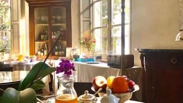 Daily buffet breakfast (EUR 15 per person)