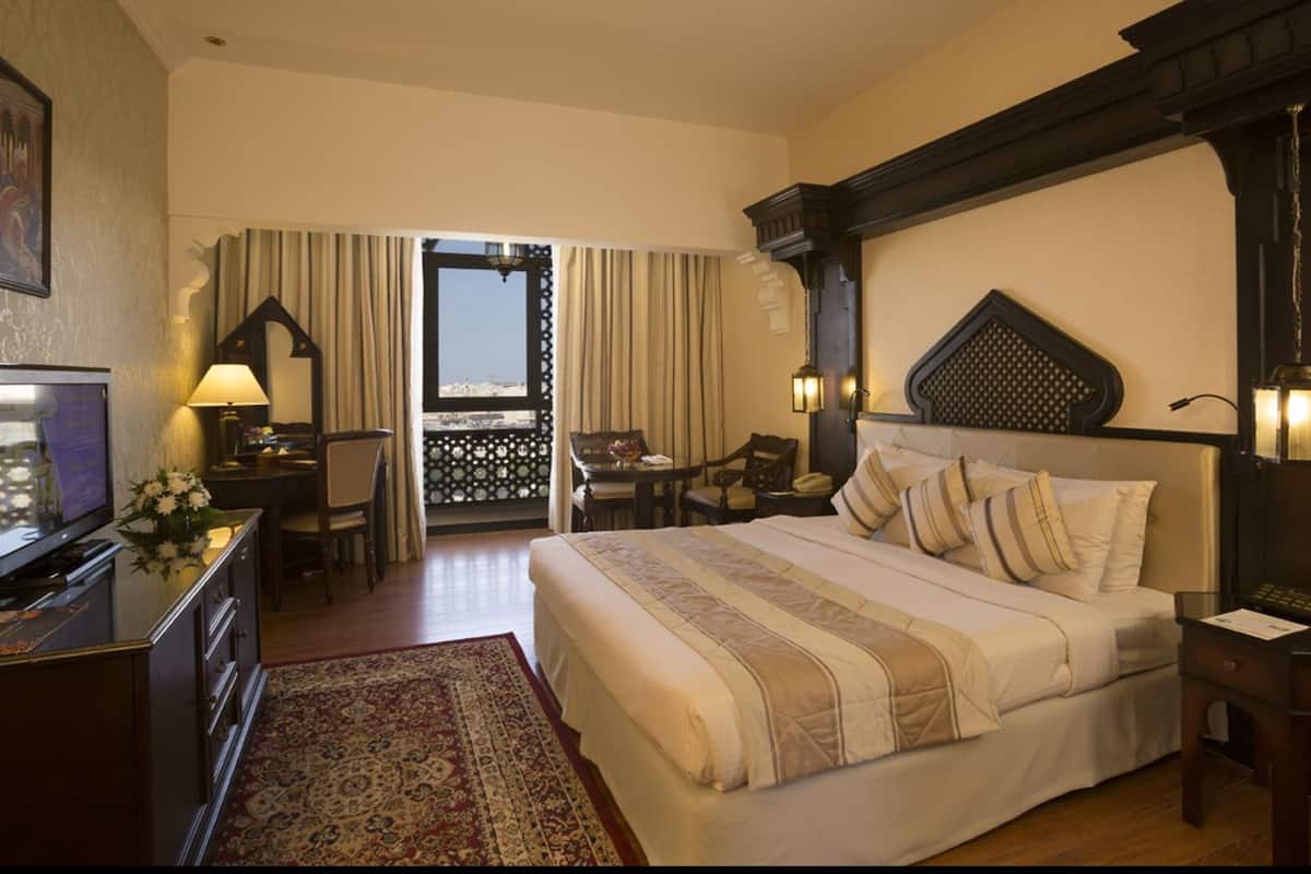 Premium bedding, minibar, in-room safe, desk