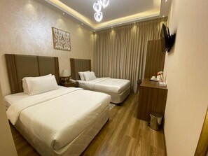 Soundproofing, iron/ironing board, rollaway beds, free WiFi - Panorama Deira (Dubai)