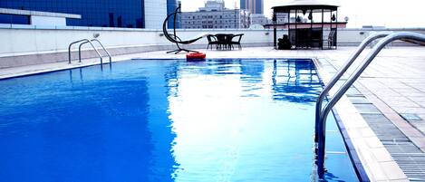 Außenpool (je nach Saison geöffnet)