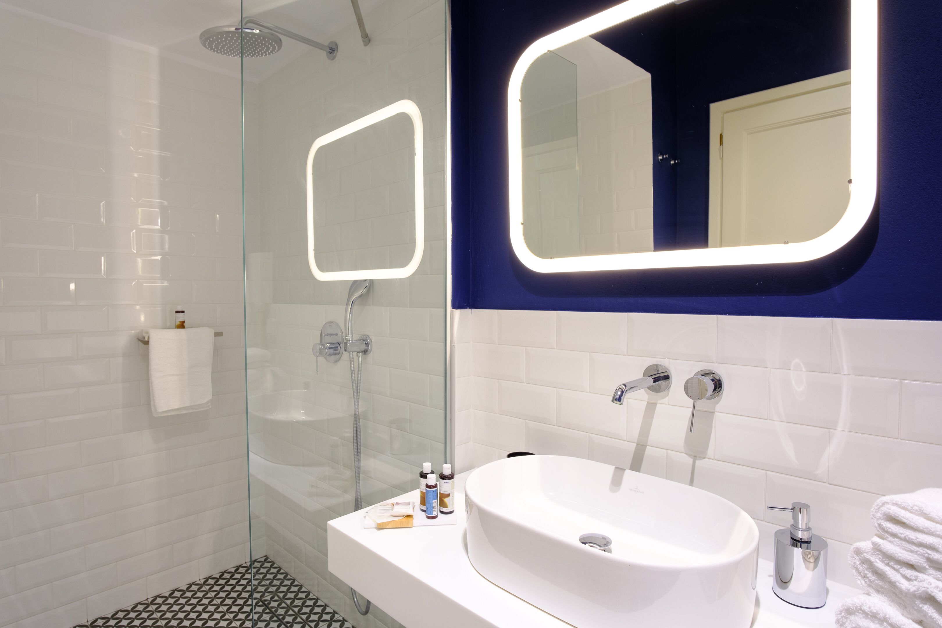 Photo - Bourtzi Hotel