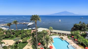 Prestige Room with double bed or 2 single beds, balcony, sea view | Beach/ocean view