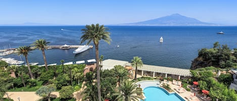 Doppel- oder Zweibettzimmer, Balkon, Meerblick | Strand-/Meerblick